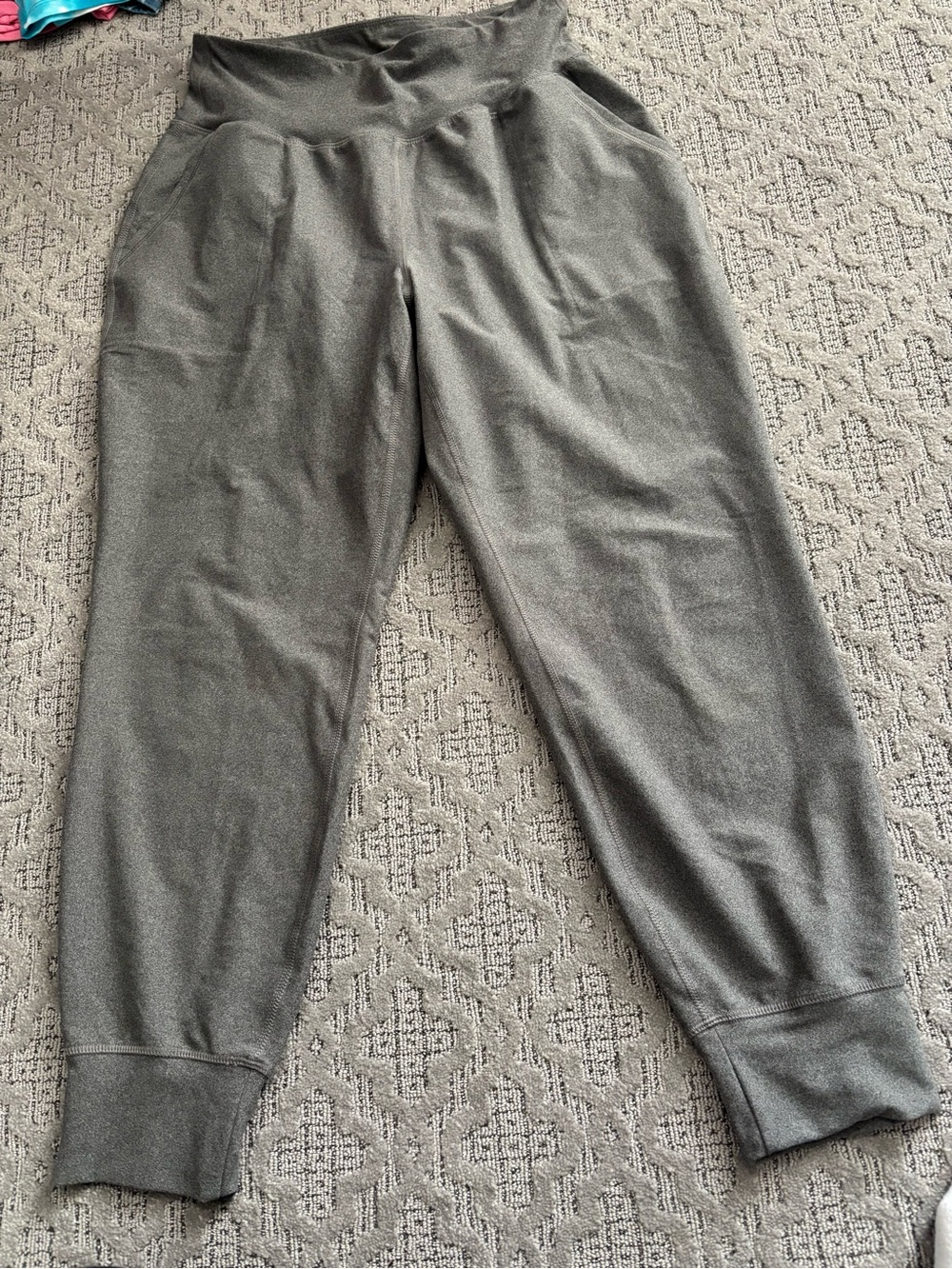 Women’s  Gray Pull-On Jogger Pants